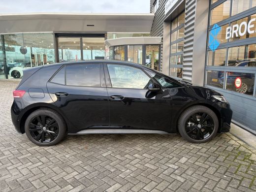 Volkswagen ID.3 Pro Business 59 kWh 204 pk | Black Style | Steunhaak | Achteruitcamera | ActivLease financial lease