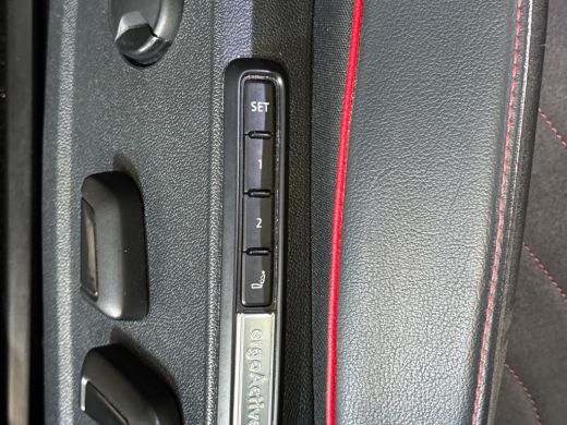 Volkswagen ID.5 GTX 300pk 77 kWh Panoramadak | Sport Pakket Plus | ergoActive elektrisch verstelbare voorstoelen ... ActivLease financial lease