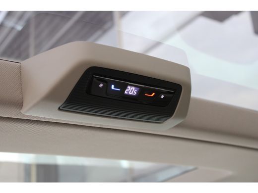 Volkswagen Multivan Bulli eHybrid lang 4MOTION | 'App-Connect' draadloze smartphone integratie | Achterklepbediening ... ActivLease financial lease