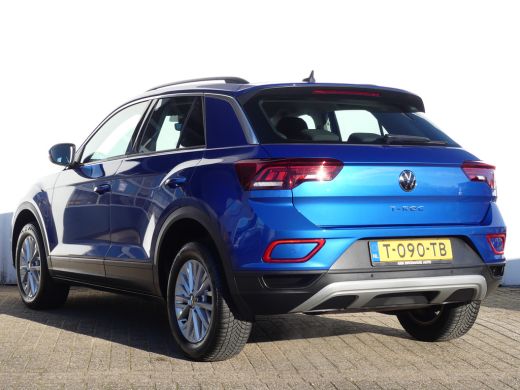 Volkswagen T-Roc 1.0 TSI 110PK Life | ADAPTIVE CRUISE | NAVI | APPLE CARPLAY/ANDROID AUTO | PARKEERSENSOREN V+A | ActivLease financial lease