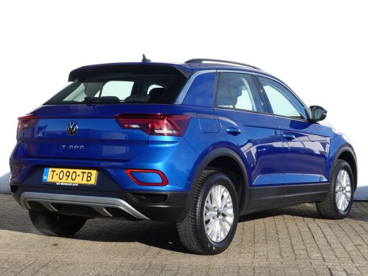 Volkswagen T-Roc 1.0 TSI 110PK Life | ADAPTIVE CRUISE | NAVI | APPLE CARPLAY/ANDROID AUTO | PARKEERSENSOREN V+A | ActivLease financial lease