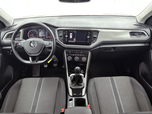 Volkswagen T-Roc 1.0 TSI Style / Navi / Adap-cruise / Trekhaak / Roofrail / Lmv 16" / Multimedia / Apk 02-2026 ActivLease financial lease