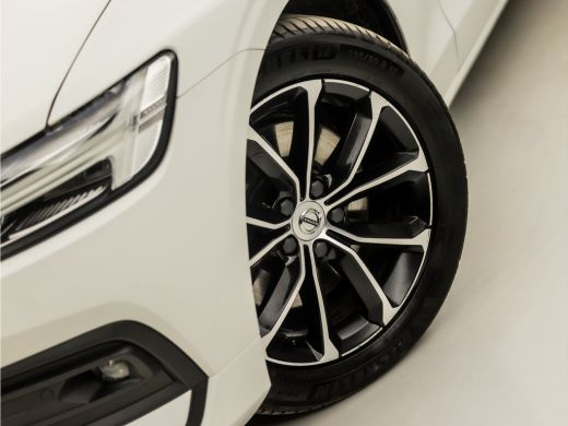 Volvo  V60 2.0 B3 Sport 177Pk Automaat (APPLE CARPLAY, GROOT NAVI, HARMAN/KARDON, LEDER, STUUR/STOELVERWARMI... ActivLease financial lease