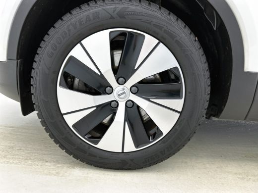 Volvo  XC40 T4 Hybride SOH 98% R-Design Expression / Panoramadak / Navigatie / Xenon / Pdc. / Airco-ecc./ Rad... ActivLease financial lease