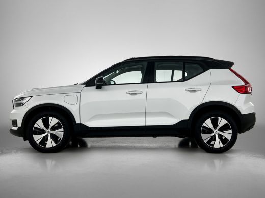 Volvo  XC40 T4 Hybride SOH 98% R-Design Expression / Panoramadak / Navigatie / Xenon / Pdc. / Airco-ecc./ Rad... ActivLease financial lease