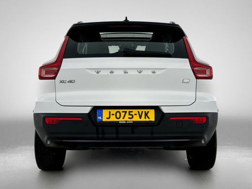 Volvo  XC40 T4 Hybride SOH 98% R-Design Expression / Panoramadak / Navigatie / Xenon / Pdc. / Airco-ecc./ Rad... ActivLease financial lease