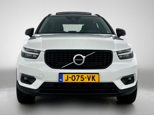 Volvo  XC40 T4 Hybride SOH 98% R-Design Expression / Panoramadak / Navigatie / Xenon / Pdc. / Airco-ecc./ Rad... ActivLease financial lease