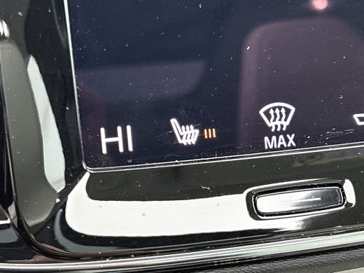 Volvo  XC40 T5 180PK Hybride SOH 91% Inscription / Panoramadak / Leder / Trekhaak / airco-ecc./ Stuurverwarmi... ActivLease financial lease