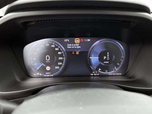 Volvo  XC40 T5 180PK Hybride SOH 91% Inscription / Panoramadak / Leder / Trekhaak / airco-ecc./ Stuurverwarmi... ActivLease financial lease