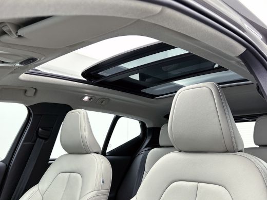 Volvo  XC40 T5 180PK Hybride SOH 91% Inscription / Panoramadak / Leder / Trekhaak / airco-ecc./ Stuurverwarmi... ActivLease financial lease