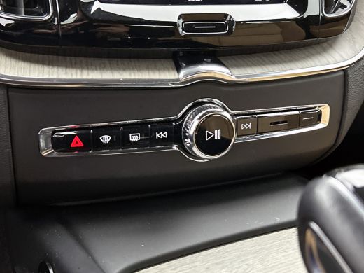 Volvo  XC60 T5 AWD 251PK Inscription / Leder / Navigatie /  Winter Line / Business Pack Connect / Intellisafe... ActivLease financial lease