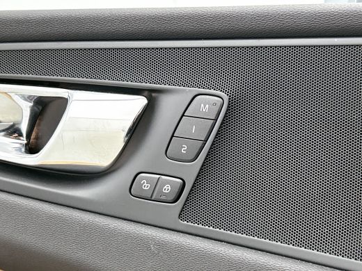 Volvo  XC60 T5 AWD 251PK Inscription / Leder / Navigatie /  Winter Line / Business Pack Connect / Intellisafe... ActivLease financial lease