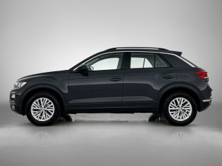 Volkswagen T-Roc 1.0 TSI Style / Navi / Adap-cruise / Trekhaak / Roofrail / Lmv 16" / Multimedia / Apk 02-2026