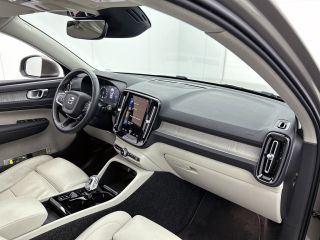 Volvo  XC40 T5 180PK Hybride SOH 91% Inscription / Panoramadak / Leder / Trekhaak / airco-ecc./ Stuurverwarmi...