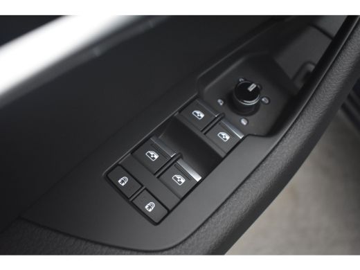 Audi A6 Avant 204PK 40 TFSI S-Tronic S-Edition | TREKHAAK | STOELVERW. | NAVIGATIE | MEMORY | CAMERA ACHT... ActivLease financial lease