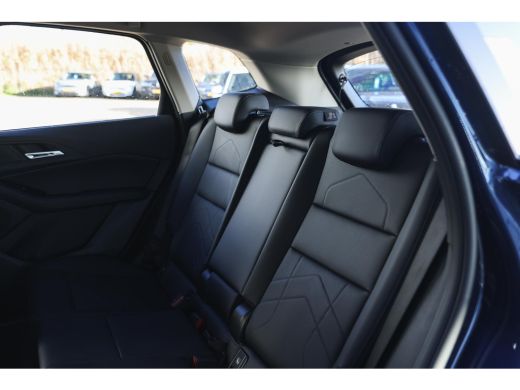 BMW 2 Serie 218i Luxury Line Automaat / Achteruitrijcamera / Comfort Access / Adaptieve LED / Stoelverwarming ActivLease financial lease