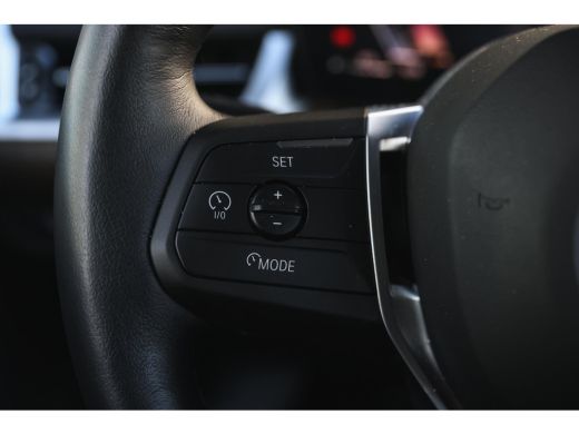 BMW 2 Serie 218i Luxury Line Automaat / Achteruitrijcamera / Comfort Access / Adaptieve LED / Stoelverwarming ActivLease financial lease