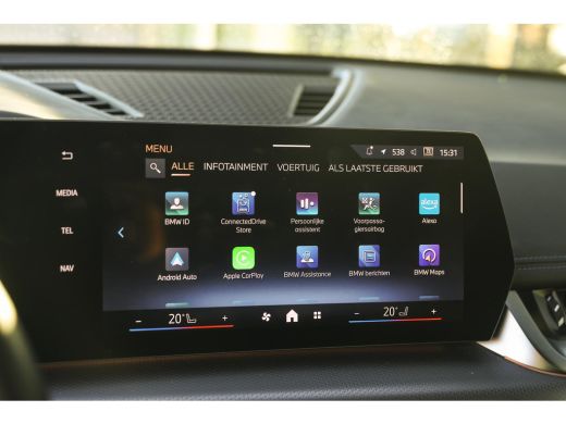 BMW iX1 xDrive30 M Sport / Sportstoelen / Achteruitrijcamera / M Adaptief onderstel / Stoelverwarming ActivLease financial lease