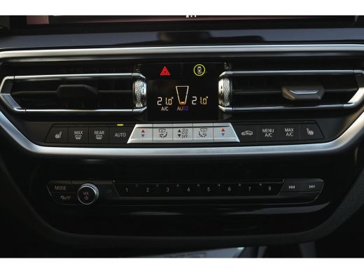 BMW X3 xDrive30e High Executive Automaat / Trekhaak / Sportstoelen / Adaptieve LED / Parking Assistant P... ActivLease financial lease