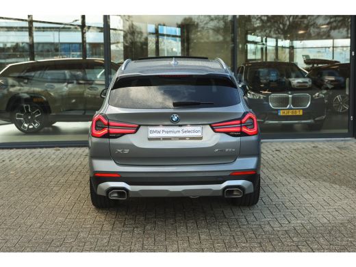 BMW X3 xDrive30e High Executive Automaat / Trekhaak / Sportstoelen / Adaptieve LED / Parking Assistant P... ActivLease financial lease