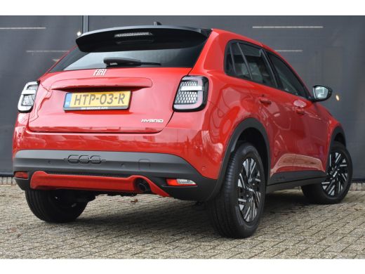 Fiat 600 1.2 Hybrid Urban 100pk Automaat 8 Jaar Garantie! | Stoelverwarming | Voorruitverwarming | Navigat... ActivLease financial lease