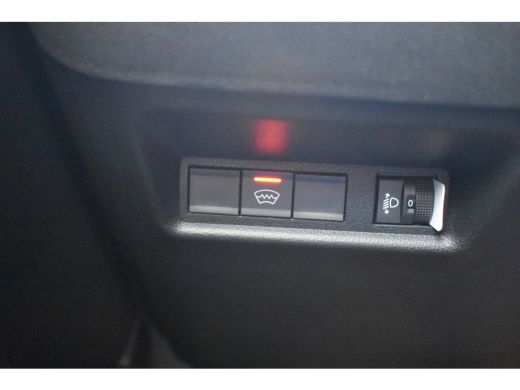 Fiat 600 1.2 Hybrid Urban 100pk Automaat 8 Jaar Garantie! | Stoelverwarming | Voorruitverwarming | Navigat... ActivLease financial lease