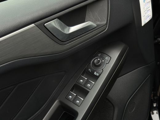 Ford Focus 1.0 EcoBoost Titanium X 125pk | B&O Audio | Winter Pack | Panorama Dak | LED dimlicht | 4 Nieuwe ... ActivLease financial lease