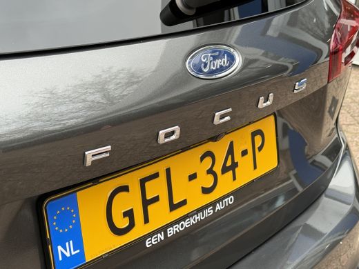 Ford Focus 1.0 EcoBoost Hybrid ST Line Automaat 155pk | Wegklapbare Trekhaak | Winter pack | Driver Assitanc... ActivLease financial lease