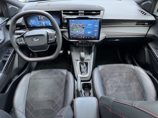 Ford Puma 1.0 EcoBoost Hybrid ST-Line X Automaat 125pk | Driver Assistance pack | Winter pack | Panorama Dak ActivLease financial lease