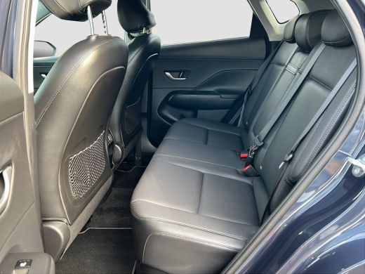 Hyundai Kona 1.6 GDI 141pk HEV Premium Sky | Premium audio | 360 camera | Schuif-kanteldak | Bestuurdersstoel ... ActivLease financial lease