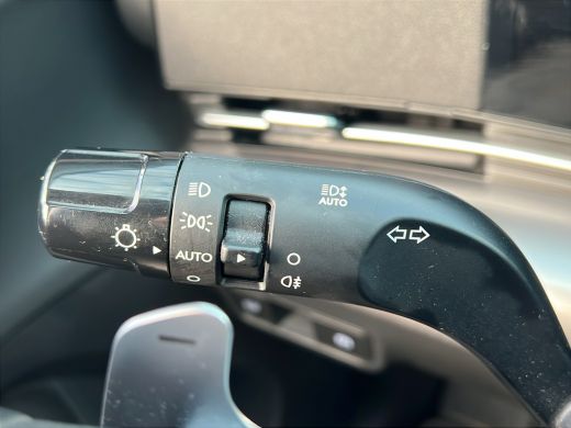 Hyundai Kona 1.6 GDI 141pk HEV Premium Sky | Premium audio | 360 camera | Schuif-kanteldak | Bestuurdersstoel ... ActivLease financial lease