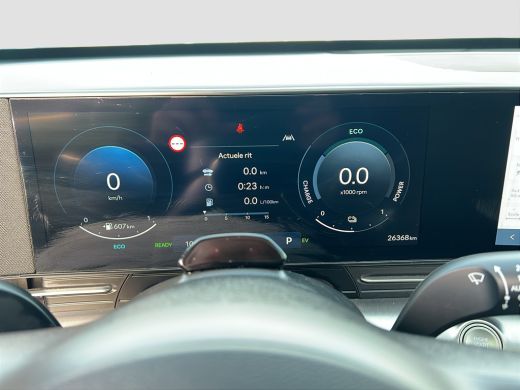 Hyundai Kona 1.6 GDI 141pk HEV Premium Sky | Premium audio | 360 camera | Schuif-kanteldak | Bestuurdersstoel ... ActivLease financial lease