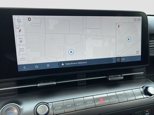 Hyundai Kona 1.6 GDI 141pk HEV Premium Sky | Premium audio | 360 camera | Schuif-kanteldak | Bestuurdersstoel ... ActivLease financial lease