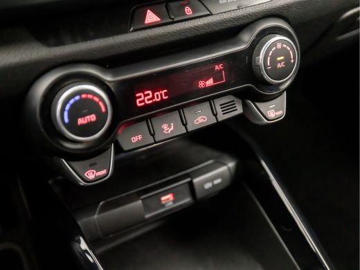 Kia Rio 1.0 T-GDi MHEV DynamicLine (APPLE CARPLAY, NAVIGATIE, CAMERA, KEYLESS, SPORTSTOELEN, LED KOPLAMPE... ActivLease financial lease