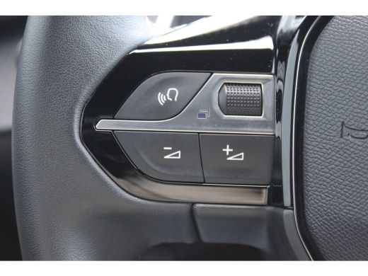 Peugeot 2008 1.2 HYBRID 136PK ACTIVE AUTOMAAT / NAVI / CLIMA / LED / PDC / CRUISECONTROL / 1E EIGENAAR / NIEUW... ActivLease financial lease