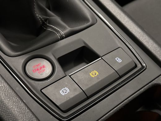 Seat Leon Sportstourer 1.0 TSI Reference Climate | Cruise | Apple Carplay/Android Auto | | Achterbank in de... ActivLease financial lease