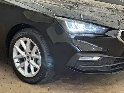 Seat Leon Sportstourer 1.0 TSI Reference Climate | Cruise | Apple Carplay/Android Auto | | Achterbank in de... ActivLease financial lease