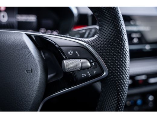 Skoda Fabia 1.0 TSI Monte Carlo | Achteruitrijcamera | Afwijkende dakkleur | Airco (automatisch) ActivLease financial lease