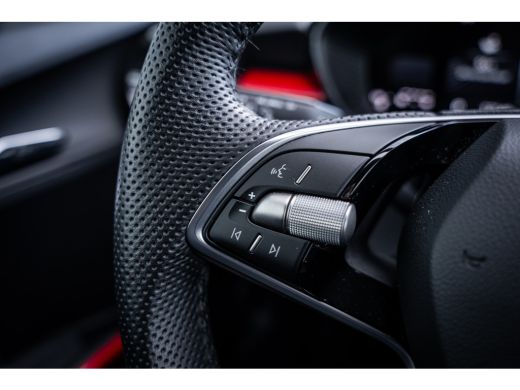 Skoda Fabia 1.0 TSI Monte Carlo | Achteruitrijcamera | Afwijkende dakkleur | Airco (automatisch) ActivLease financial lease