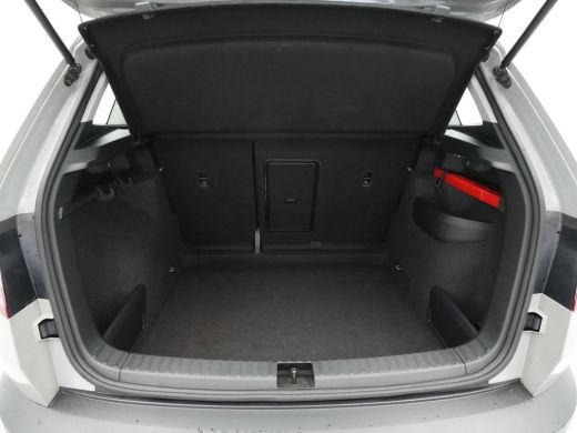 Skoda Karoq 1.0 TSI 115pk Business Edition Plus Navigatie Stoelverwarming Camera Clima Carplay 42 ActivLease financial lease