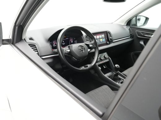 Skoda Karoq 1.0 TSI 115pk Business Edition Plus Navigatie Stoelverwarming Camera Clima Carplay 42 ActivLease financial lease