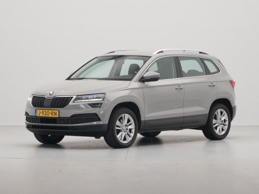 Skoda Karoq 1.0 TSI 115pk Business Edition Plus Navigatie Stoelverwarming Camera Clima Carplay 42 ActivLease financial lease