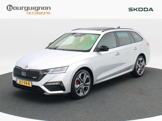 Skoda Octavia Combi 1.4 TSi 245 Pk Automaat RS iV PHEV Business | Adaptive Cruise | CarPlay | Navigatie | Panor...
