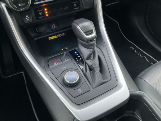 Toyota RAV4 2.5 Hybrid AWD Executive Premium Pack Pano.dak Leer 4x4 DAB ActivLease financial lease