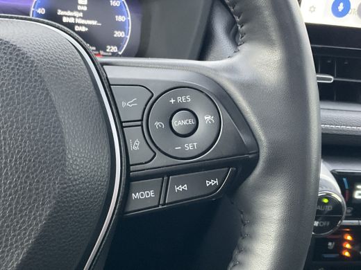 Toyota RAV4 2.5 Hybrid AWD Executive Premium Pack Pano.dak Leer 4x4 DAB ActivLease financial lease