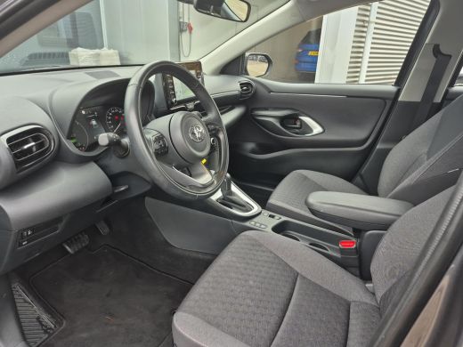 Toyota Yaris 1.5 Hybrid Active **NAVIGATIE/ PARKEERCAMERA/ GARANTIE** ActivLease financial lease