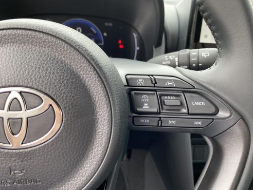 Toyota Yaris Cross 1.5 Hybrid 115 Dynamic Comfort Pack ActivLease financial lease