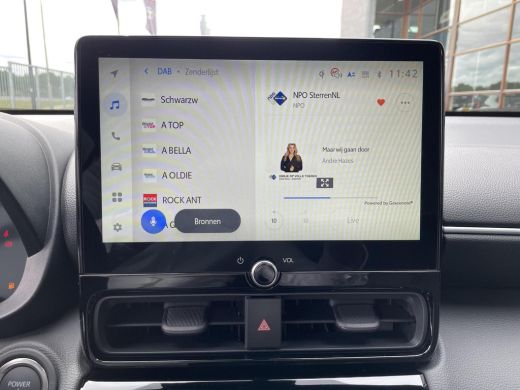 Toyota Yaris Cross 1.5 Hybrid 115 Dynamic Comfort Pack ActivLease financial lease