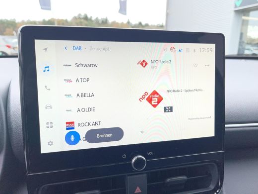 Toyota Yaris Cross 1.5 Hybrid 130 Dynamic comfort pack ActivLease financial lease