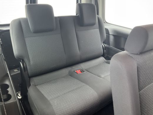 Volkswagen Caddy 7-Pers 1.4 TSI 131pk Aut7 Airco Navi Cruise 7 Persoons 2x Schuifdeur 7P. ActivLease financial lease